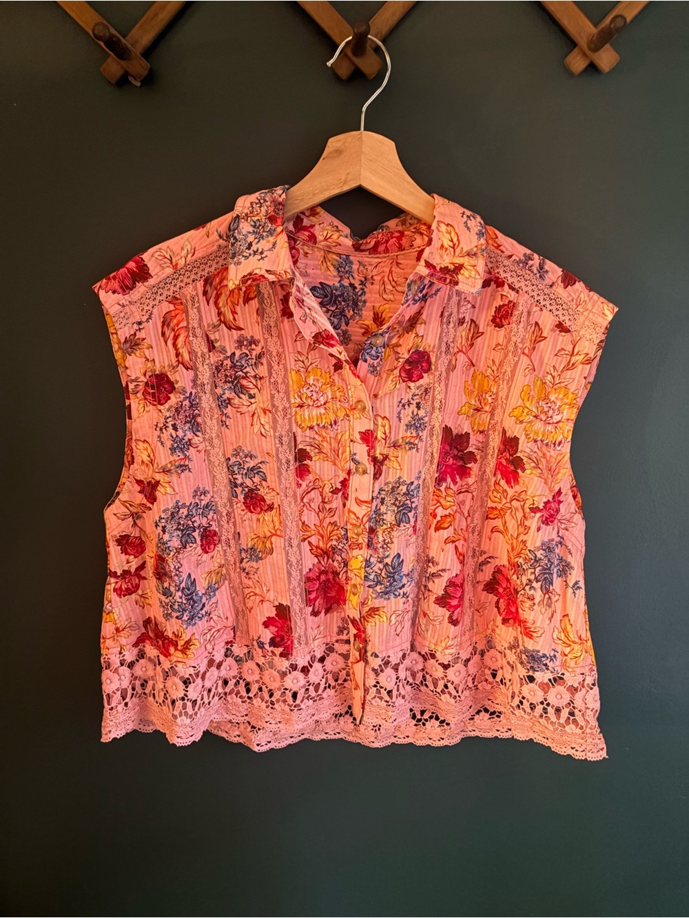 Anthropologie Pilcro Boxy Lace Button Down Pink Floral NWOT - Picture 2 of 2
